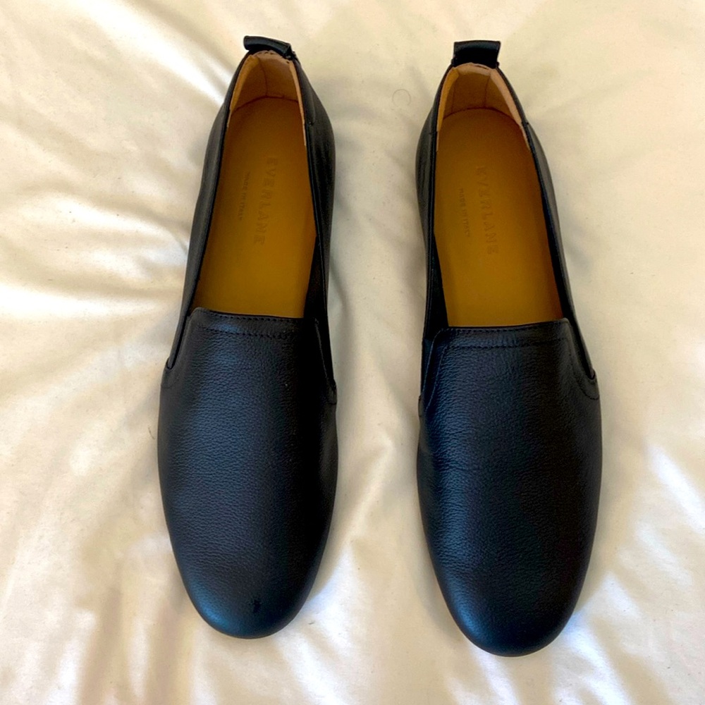 Everlane black loafer size 8 never worn